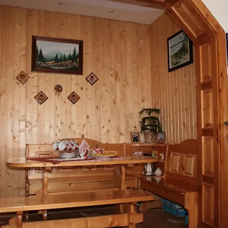 U Lesi Pensión Yaremche
