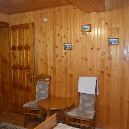 U Lesi Pensión Yaremche